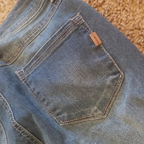 1822 Skinny Jeans - Picture 3 of 3